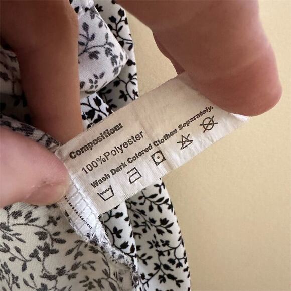 ZAFUL White Black Flounce Smocked Floral Skirt‎ A-line Layered Women's Size 6 - Picture 8 of 10